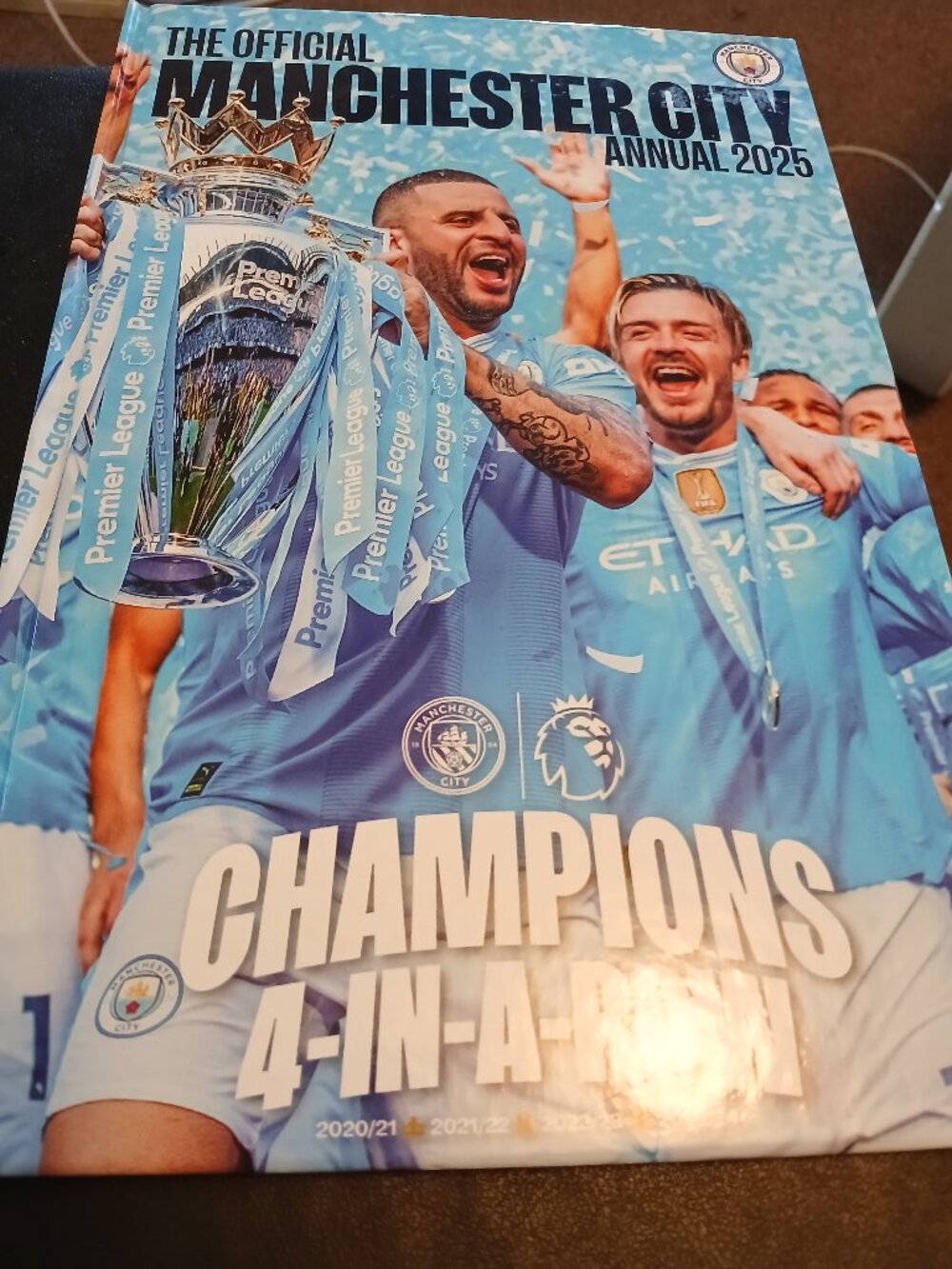 The Official Manchester City Annual 2025 Hardback Book - Soccer / Futbol